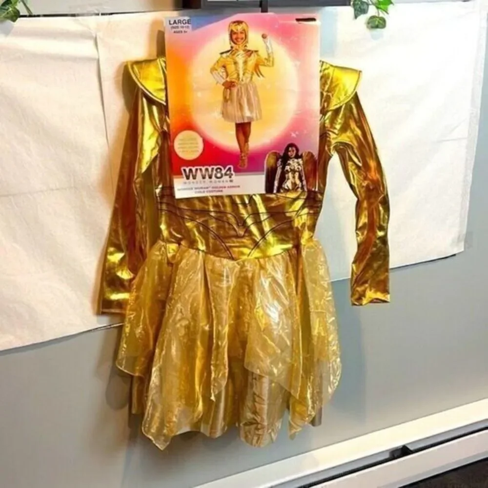 Wonder Woman Golden Armor WW84 Girl's Halloween Costume‎ Size Large 10-12
